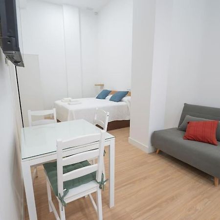 Estudio A Estrenar En San Bernardo Севилья Экстерьер фото